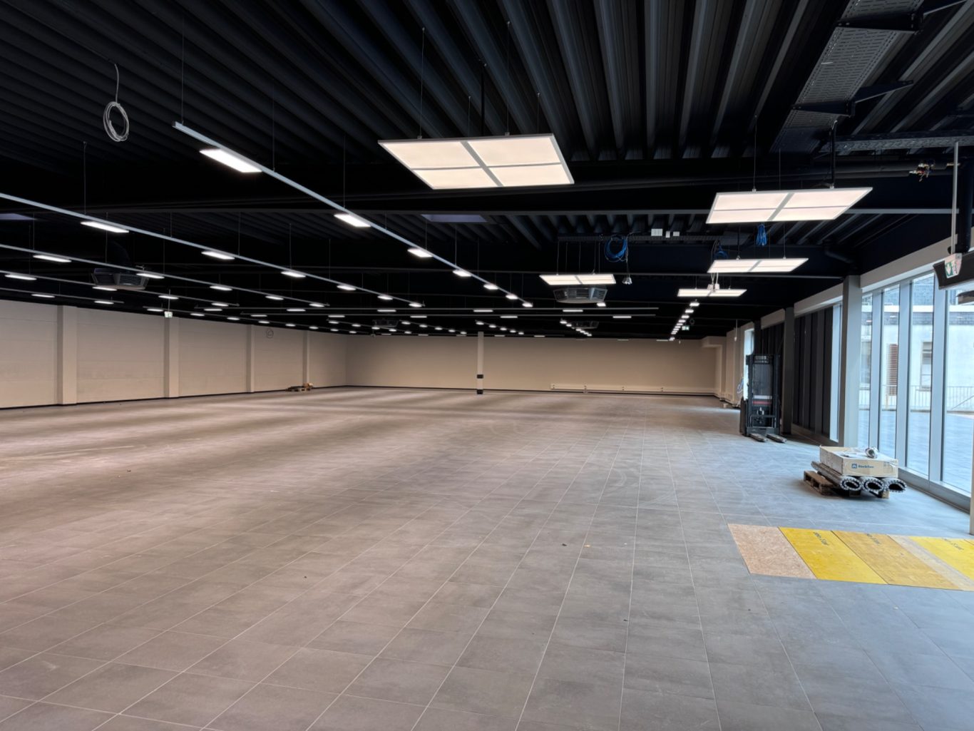 Sanierung eines Netto-Marktes in Duisburg